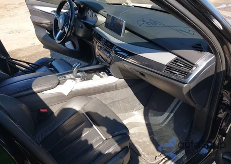 2017 BMW X5 xDrive35I z USA, uszkodzony, nr VIN 5UXKR0C33H0V80097